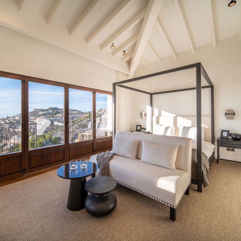 Second bedroom with Mediterranean sea views in 4-bedroom luxury villa for sale, Cala Llamp, Puerto Andratx, Mallorca